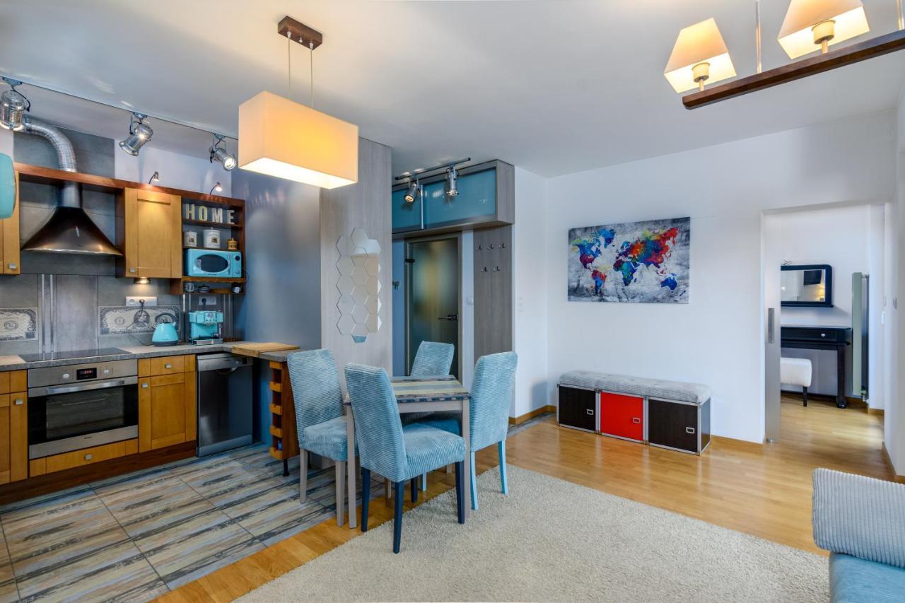 Apart Na Pradze Apartment Варшава Екстериор снимка